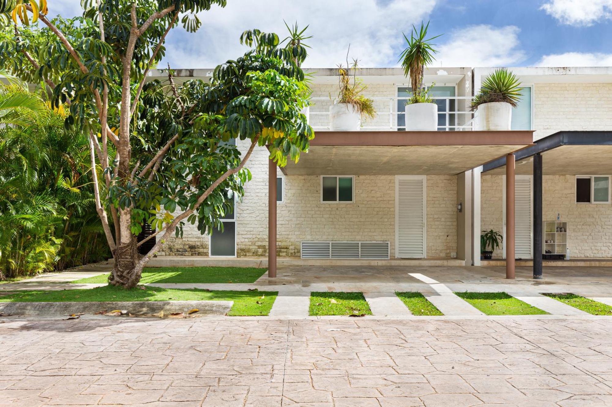 4 Bedroom House- Private Pool! Cancun
